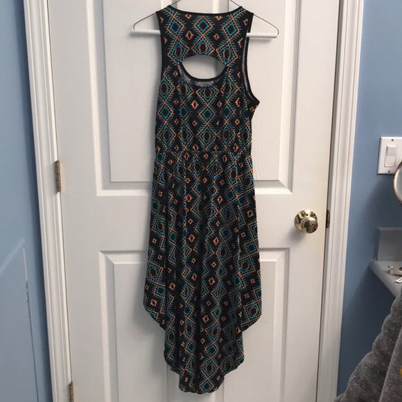 Xhilaration Midi dress with peekaboo back size Small - Picture 2 of 2
